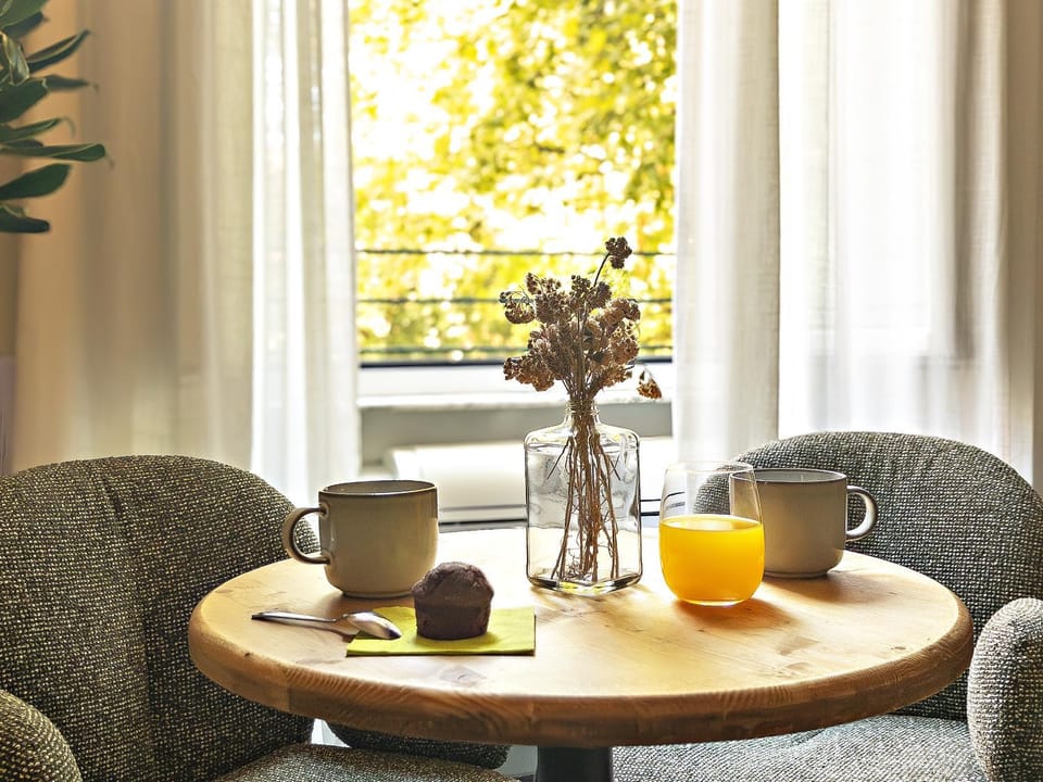 View (from property/room), Bedroom, Breakfast, Breakfast