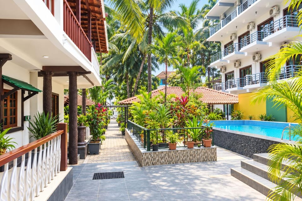 Property building, Garden view, Pool view