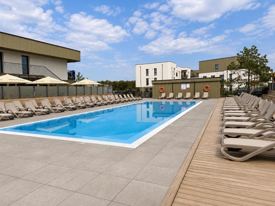Pool view, Swimming pool, Swimming pool