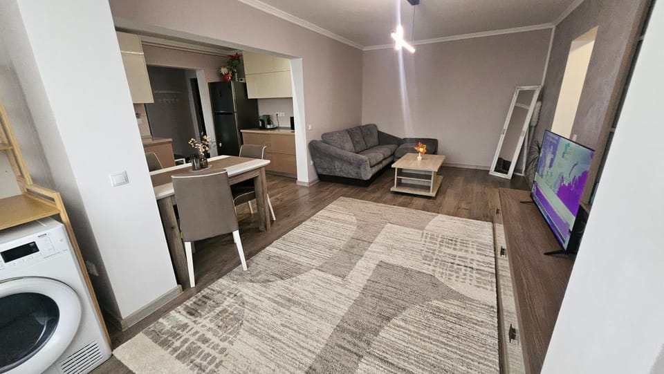 TV and multimedia, Seating area, Evening entertainment