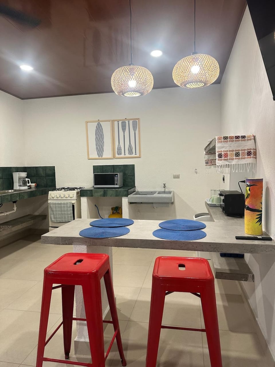 Kitchen or kitchenette
