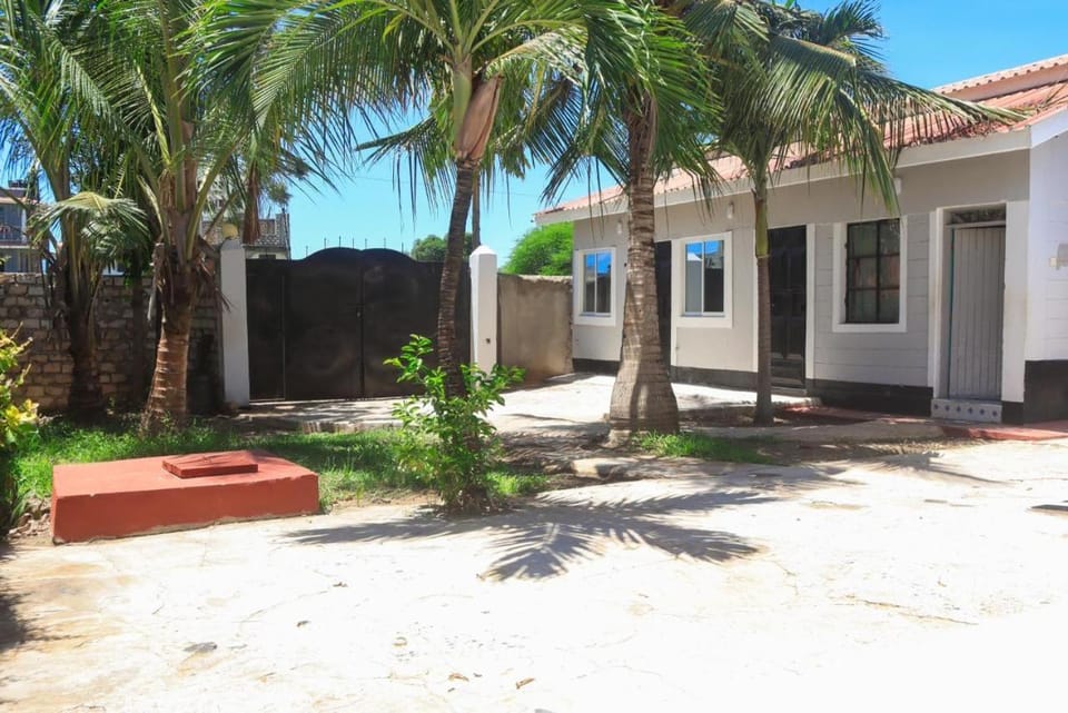 Creese Home Stay - Mombasa ' Apartment in Mombasa County