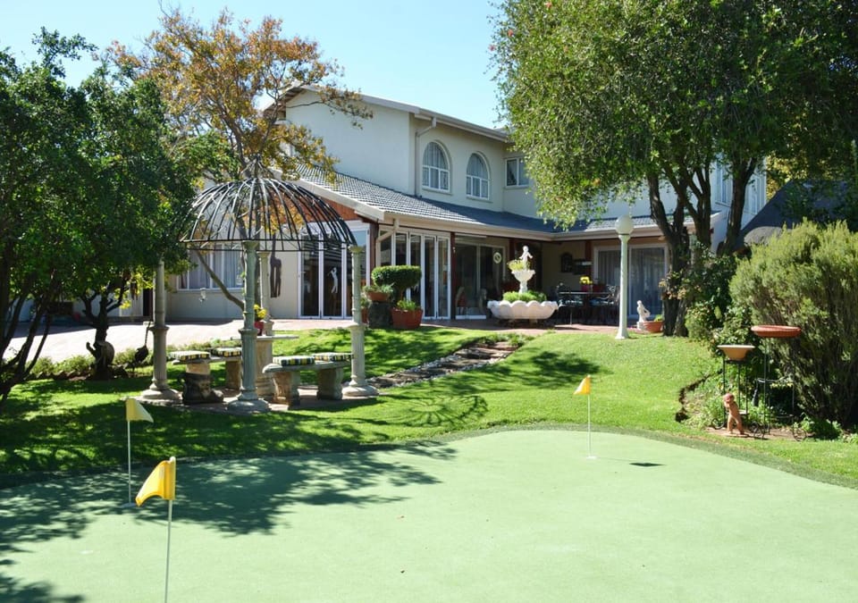 Facade/entrance, Garden, Garden view