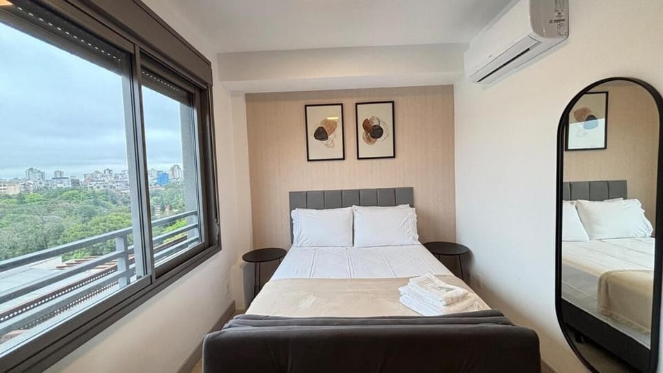 Functional studio with a broad view e estacionamento rotativo Apartment in Porto Alegre