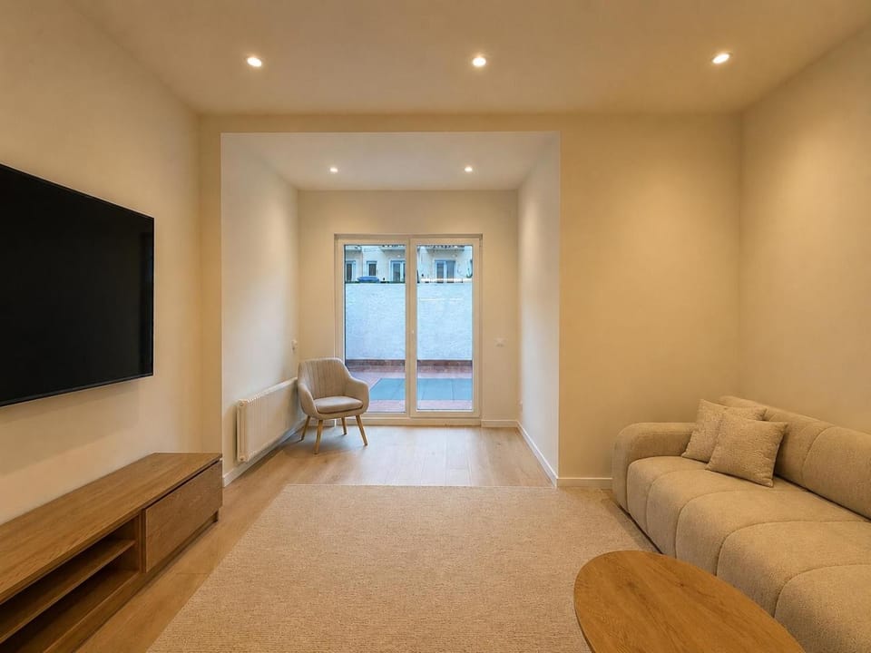 Balcony/Terrace, Living room