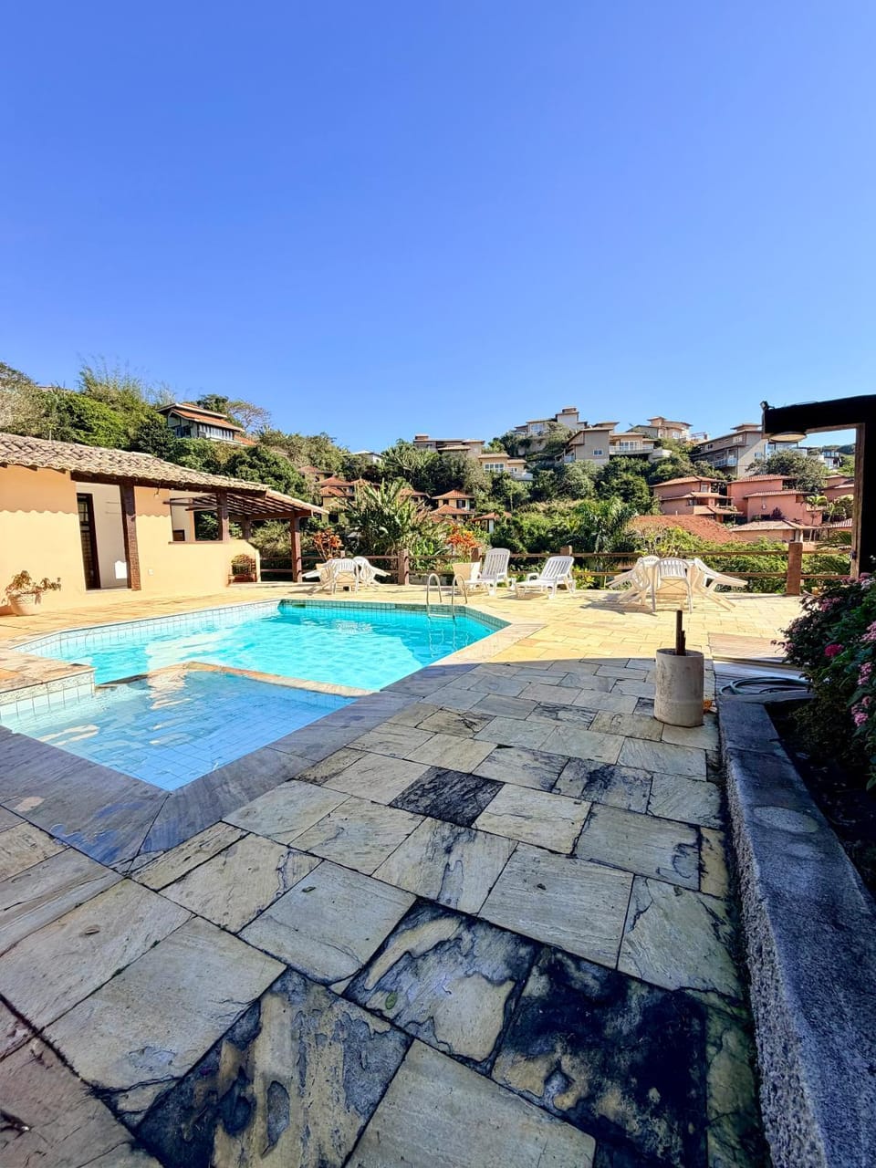 Property building, Day, Natural landscape, Mountain view, Pool view, Swimming pool, sunbed
