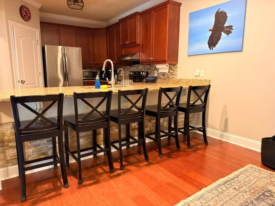 Kitchen or kitchenette, pet friendly