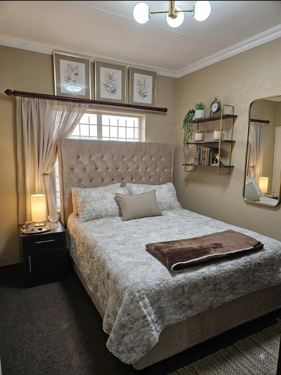 Sunbird Estate Apartment in Roodepoort