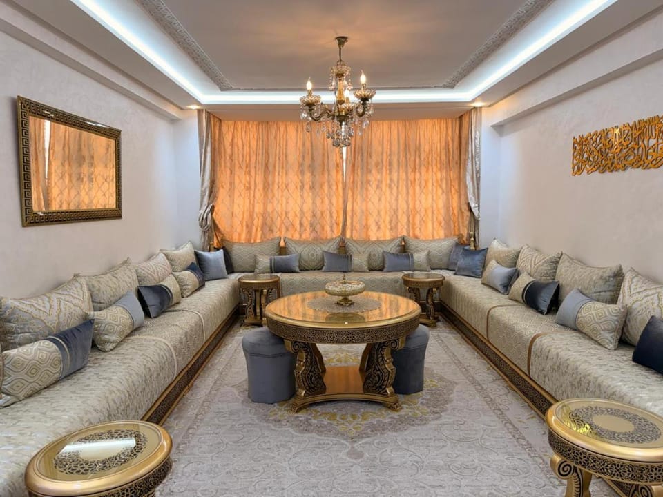 Deluxe Luxury Apartment New Building, New Furniture, 3 Min from the Beach Apartment in Tangier