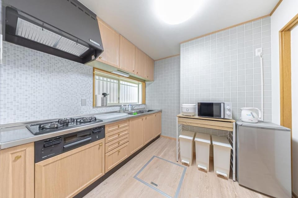 Kitchen or kitchenette, oven, stove