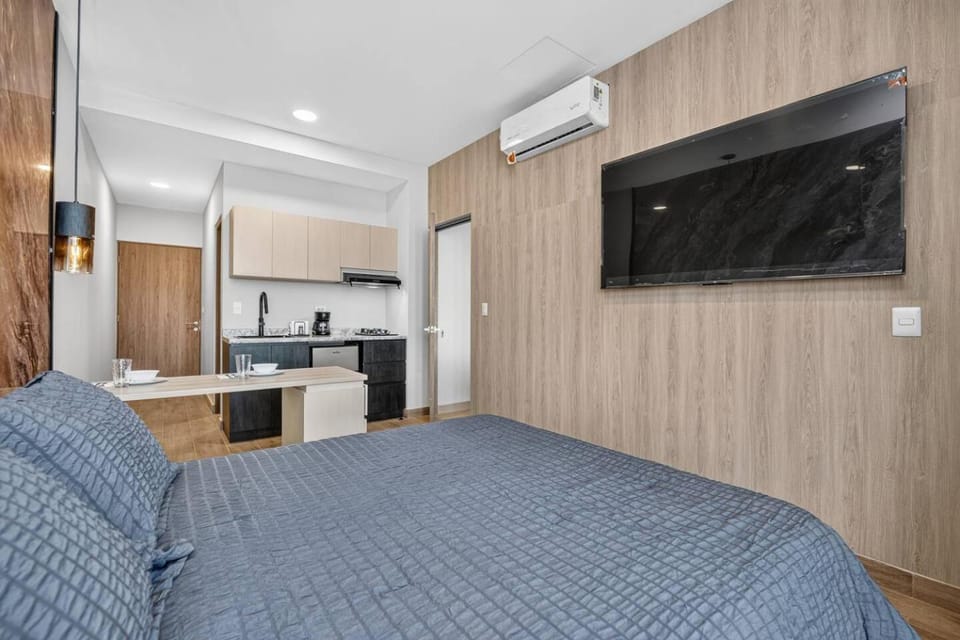 Private Suite with Kitchenette Downtown MTY Apartment in Monterrey