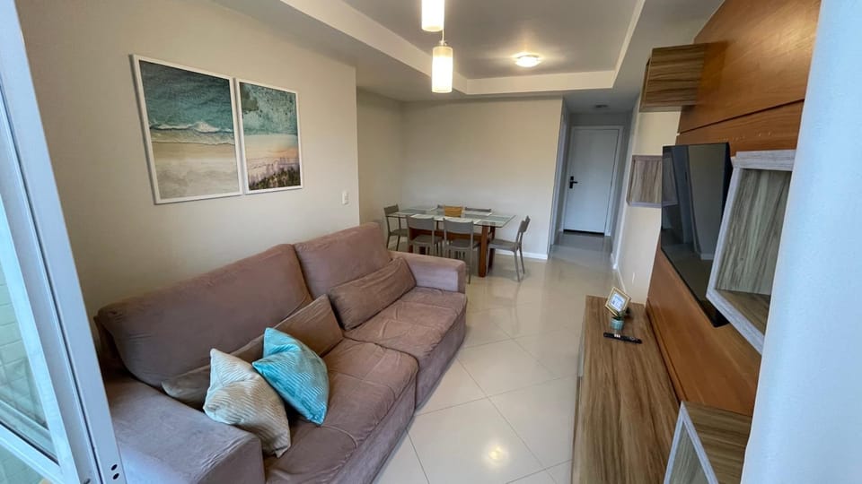 Excelente ap 2 Qts Braga com varanda e ar Apartment in Cabo Frio