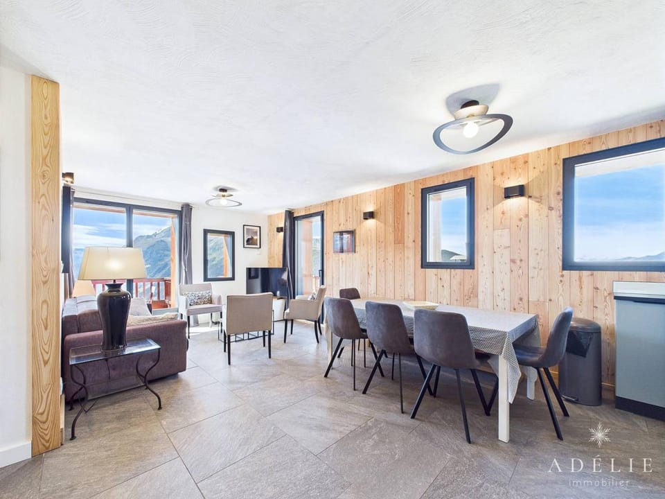 Duplex rénové, emplacement idéal - 10 pers. - FR-1-398-698 Apartment in Montvalezan