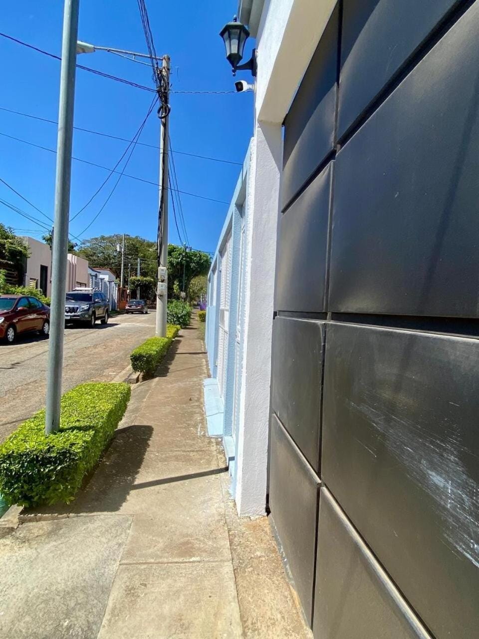 Aquatic Gamer House on Highway to Masaya House in Managua