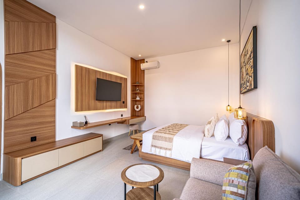 Bed, TV and multimedia, Photo of the whole room, Bedroom, wardrobe