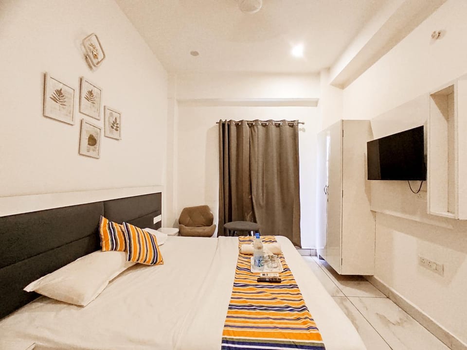HOTEL THE SKY NINE - A Budget & Smart Property - Near Focal Point, Transport Nagar & Sherpur Road - Adjoining Spring Dale School Hotel in Ludhiana