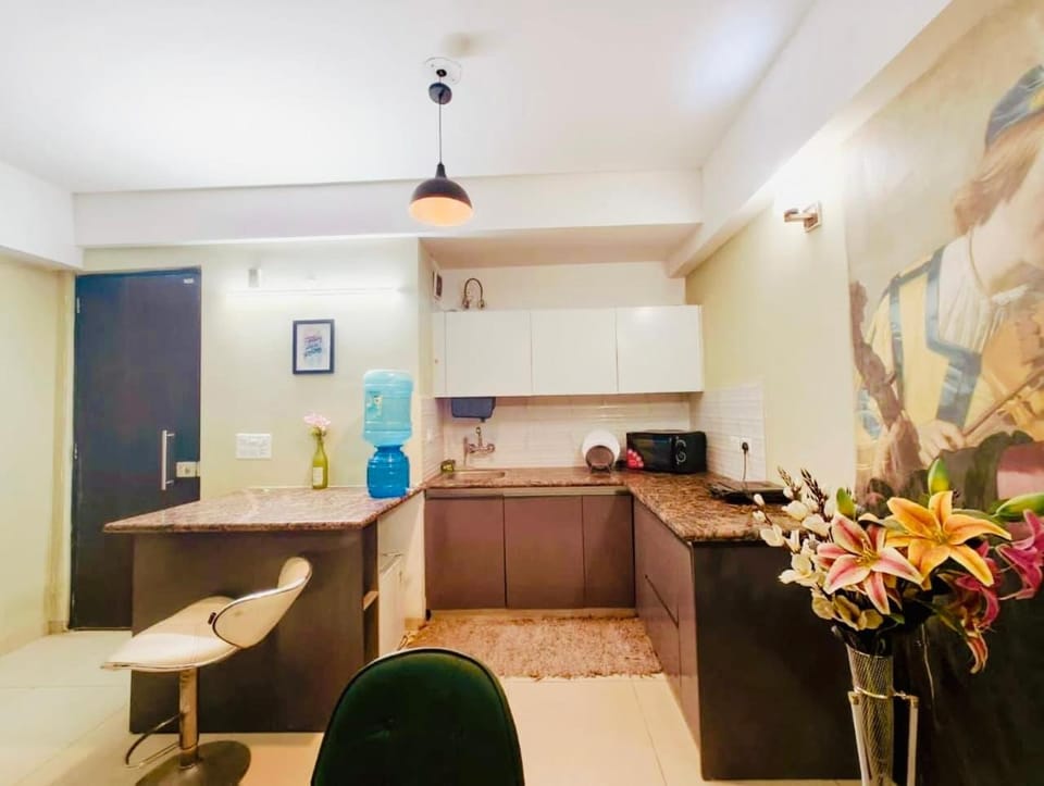 Mannat Suits Near By Advant Apartment in Noida
