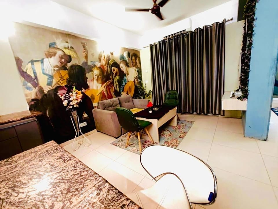 Mannat Suits Near By Advant Apartment in Noida