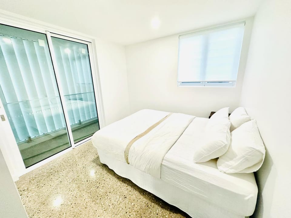 Absolute Beach Front Bed and Breakfast in Port Kembla
