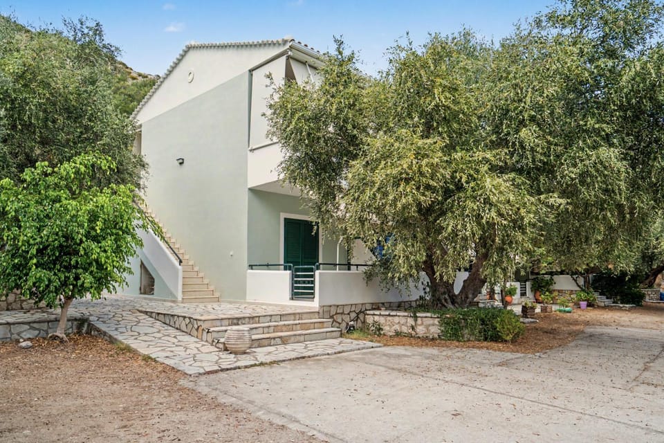 Sofia & Soul Studios Bed and Breakfast in Peloponnese, Western Greece and the Ionian