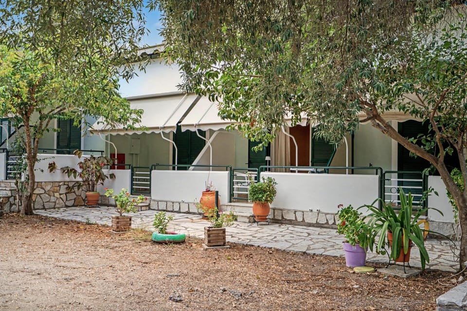 Sofia & Soul Studios Bed and Breakfast in Peloponnese, Western Greece and the Ionian