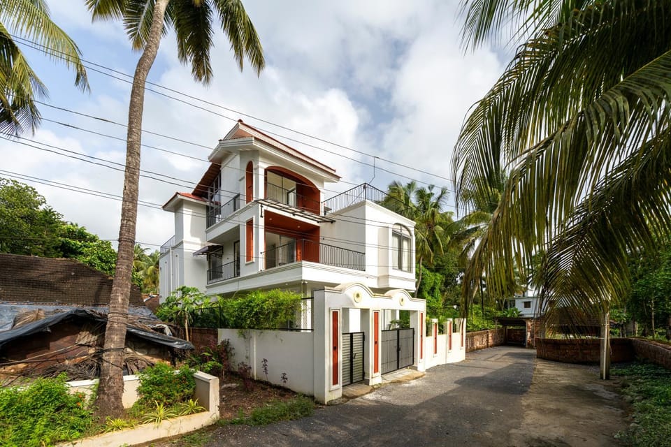 Property building, Street view
