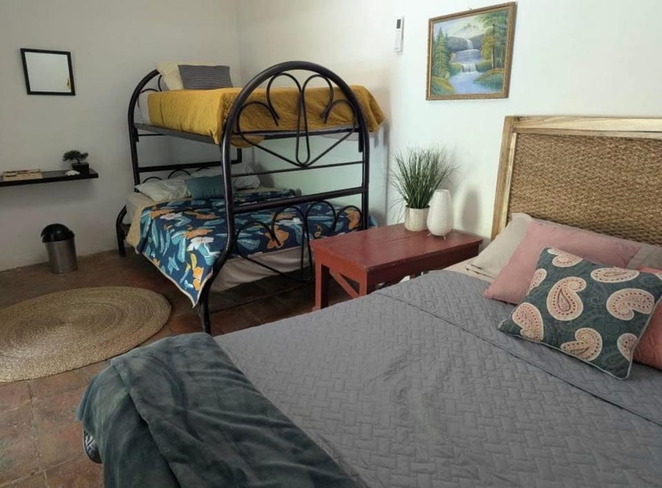 Photo of the whole room, Bedroom