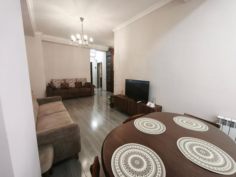 TV and multimedia, Seating area