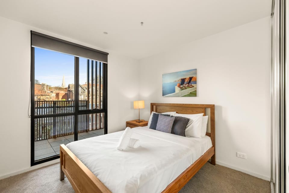 Stylish St Kilda Living in a Prime Location Apartment in Saint Kilda