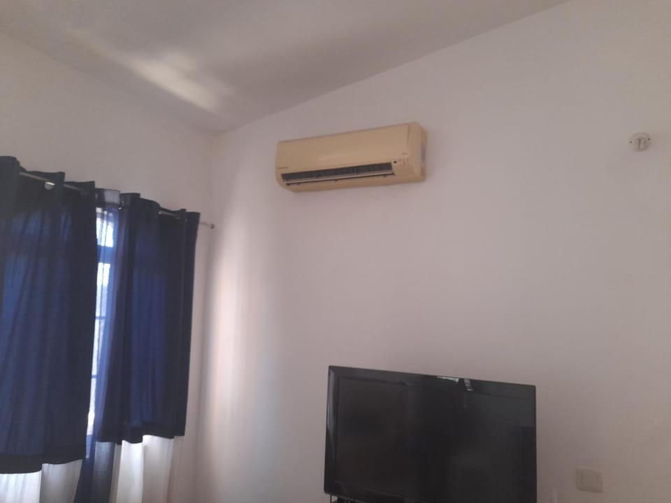 Cv Gil2 Apartment in Praia