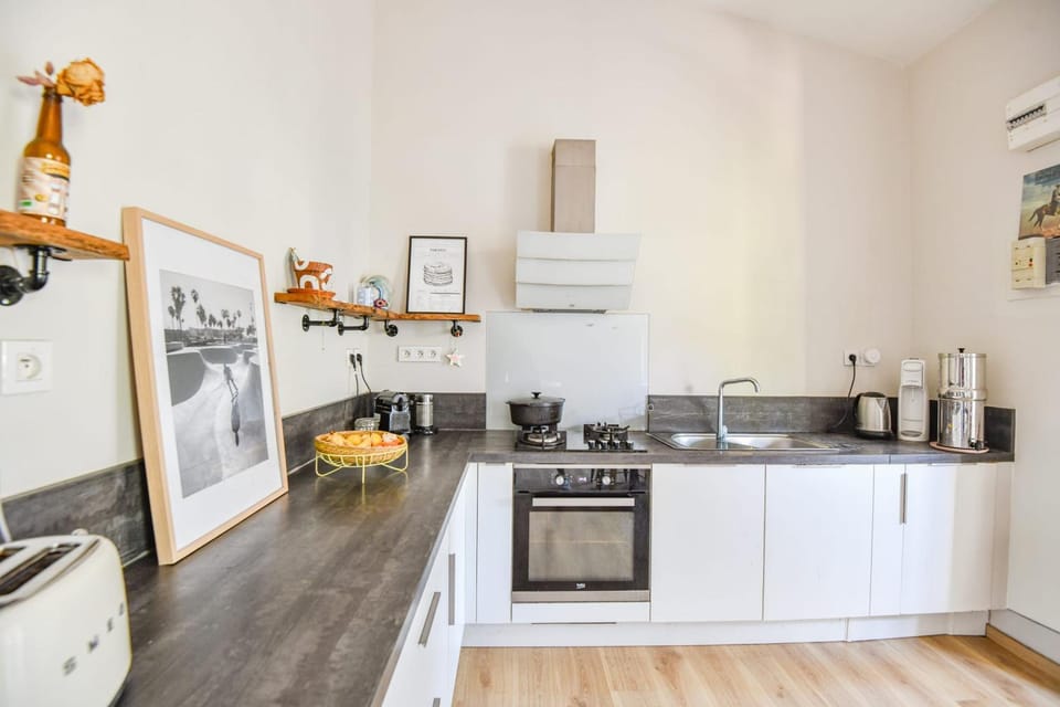 Maison avec terrasse & parking - Chartreux House in Marseille