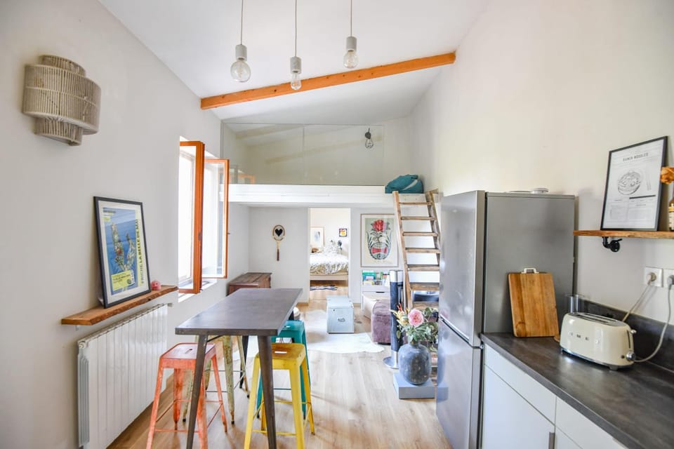 Maison avec terrasse & parking - Chartreux House in Marseille