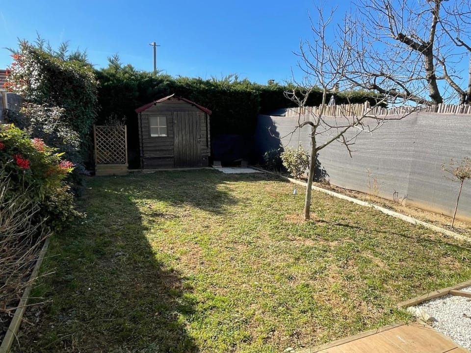 Garden, Garden view