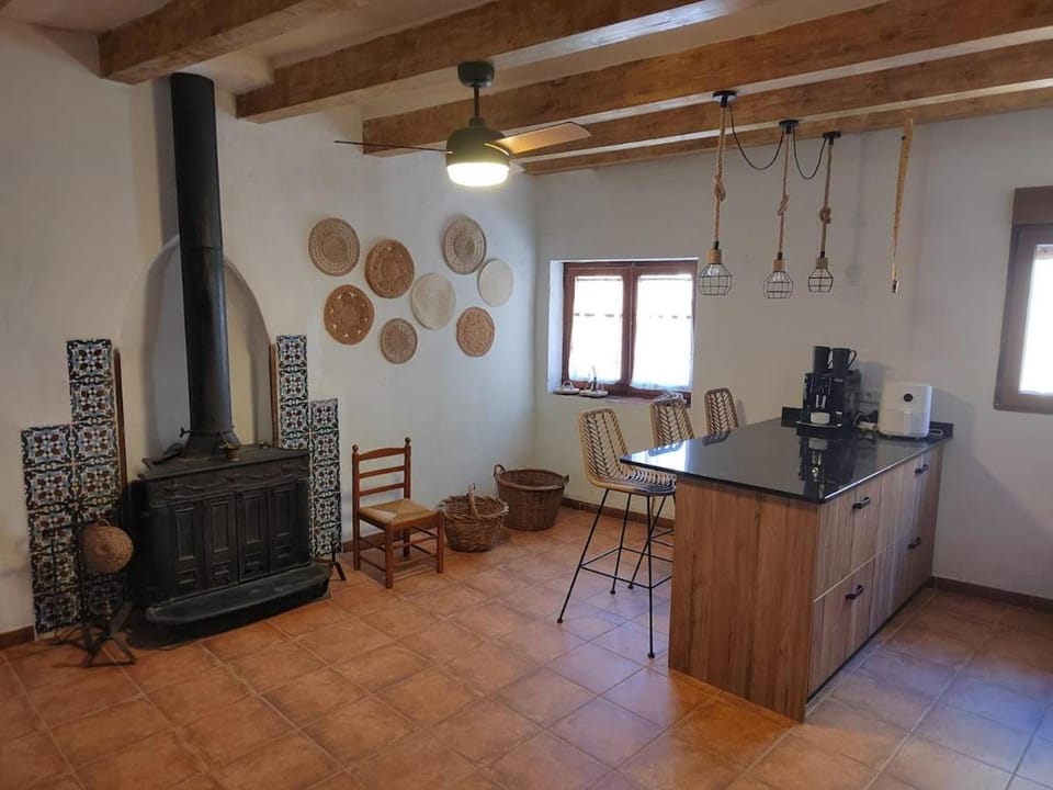 Casa Melchor de Teto House in Catalonia