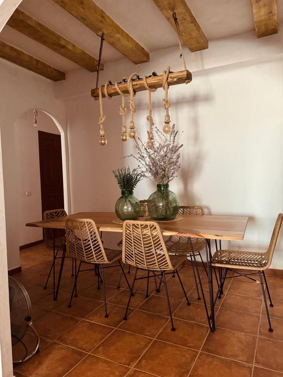 Casa Melchor de Teto House in Catalonia