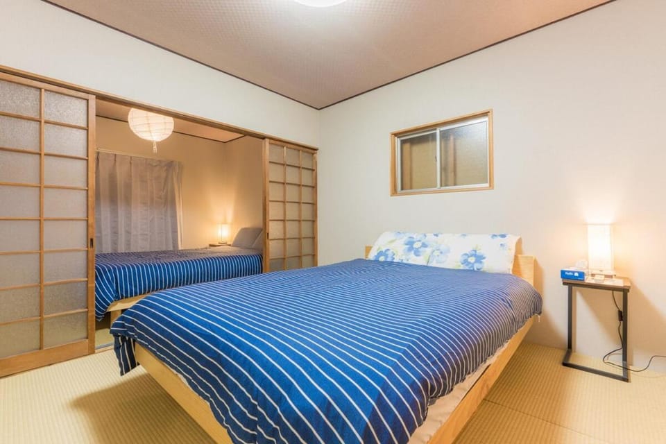 6 Bedrooms & 9 Beds Up to 14 Guests Apartment in Osaka