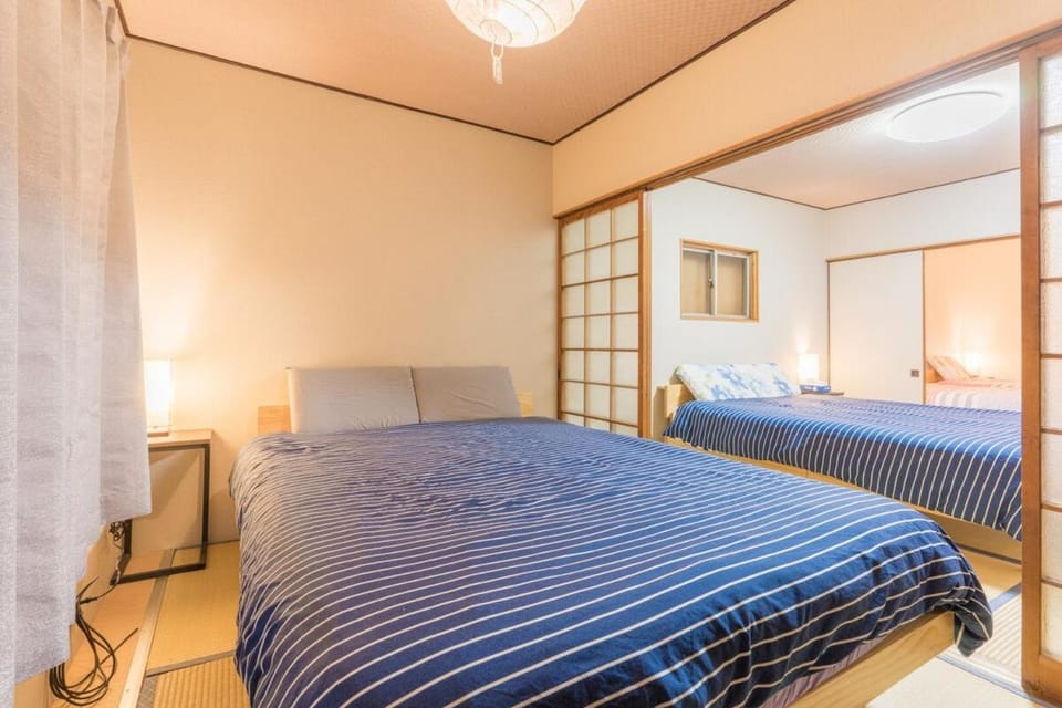 6 Bedrooms & 9 Beds Up to 14 Guests Apartment in Osaka