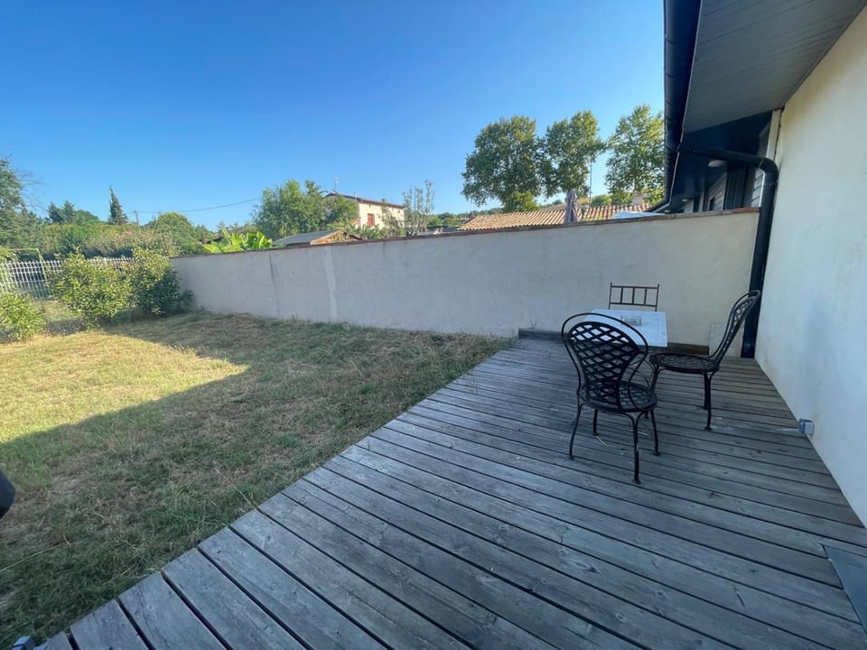 Balcony/Terrace, Garden view