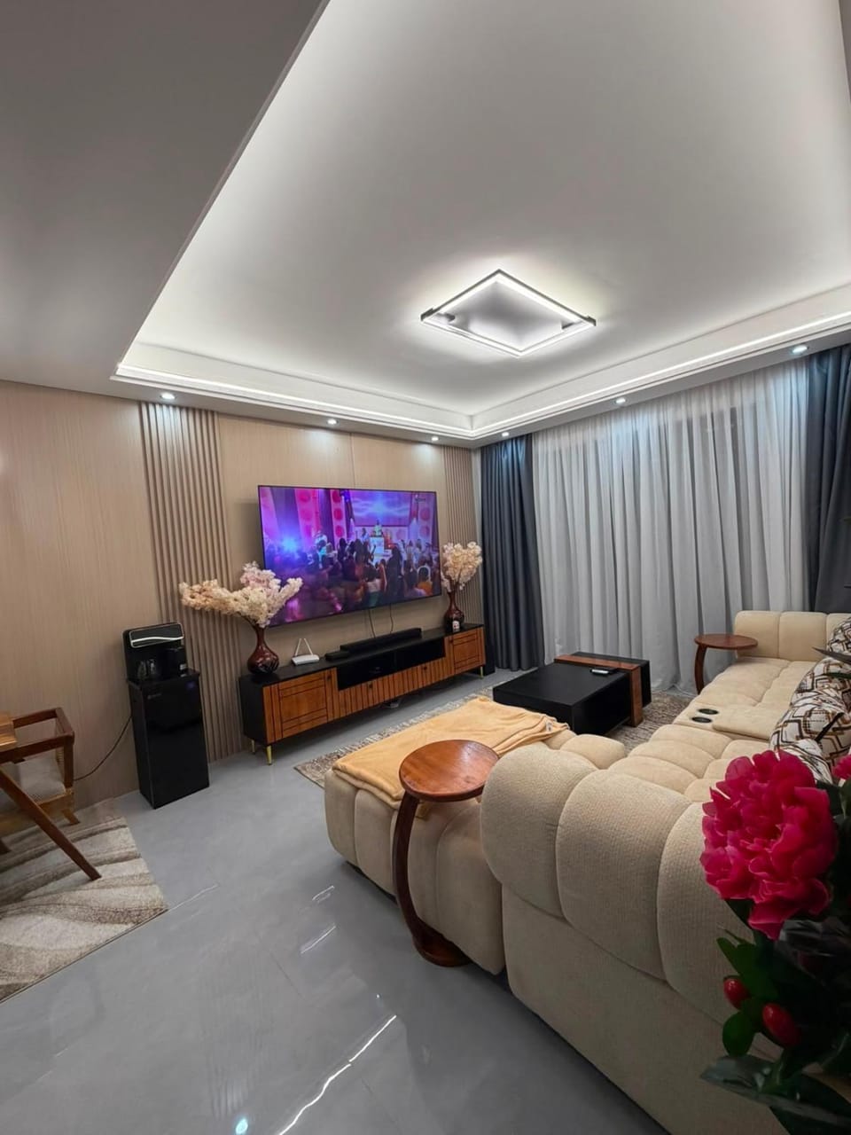 Kilimani Spacious 1BR with Private Study & Balcony Apartment in Nairobi County