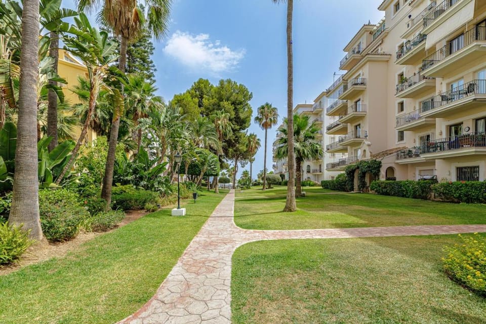 Puerto Banús Studio on the Beach Apartment in Marbella