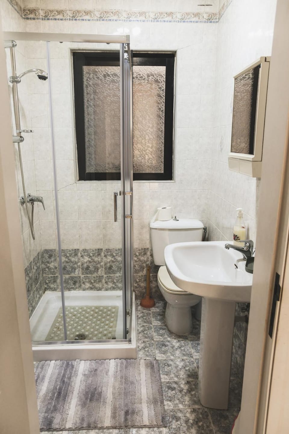 Shower, Toilet, Bathroom