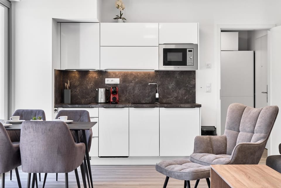 Coffee/tea facilities, Kitchen or kitchenette, Seating area, pet friendly