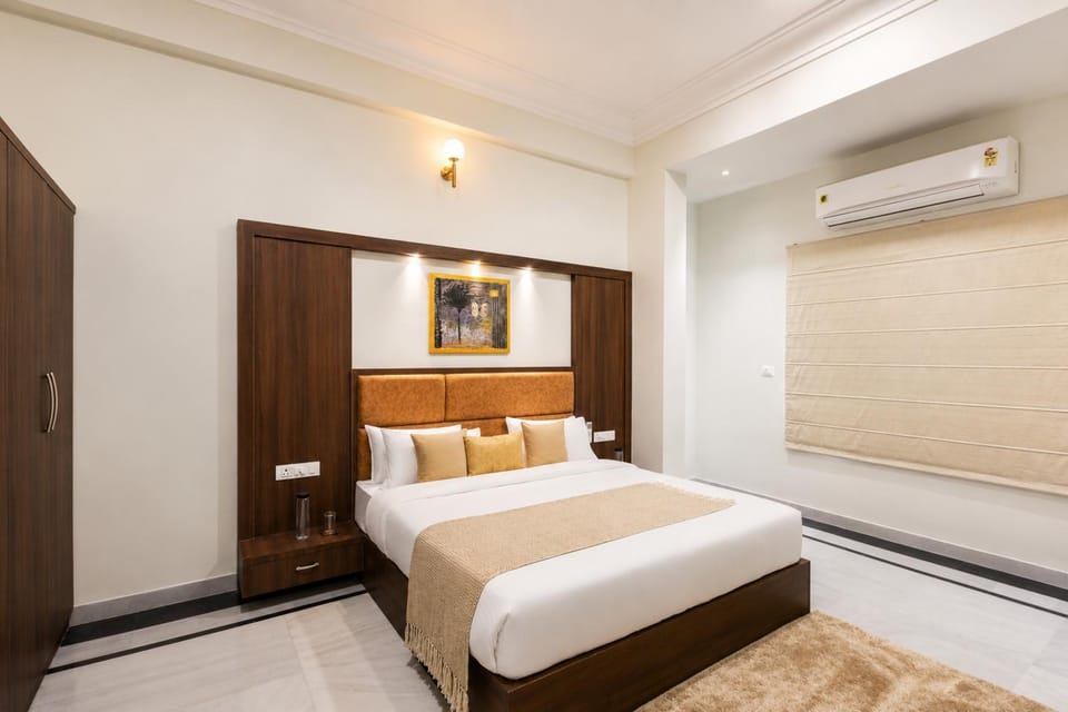 Bedroom, air conditioner