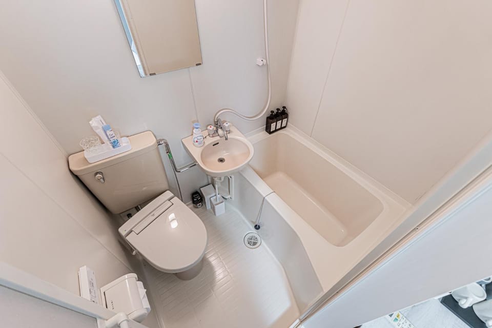 新宿まで直通4分六本木直通13分 Bed and Breakfast in Shibuya