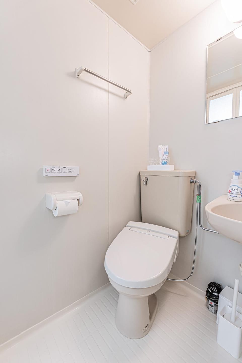 新宿まで直通4分六本木直通13分 Bed and Breakfast in Shibuya