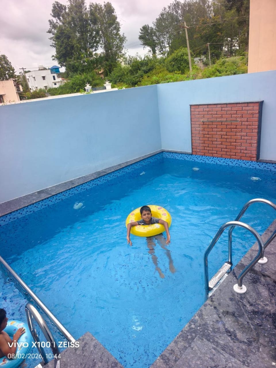 Swimming pool