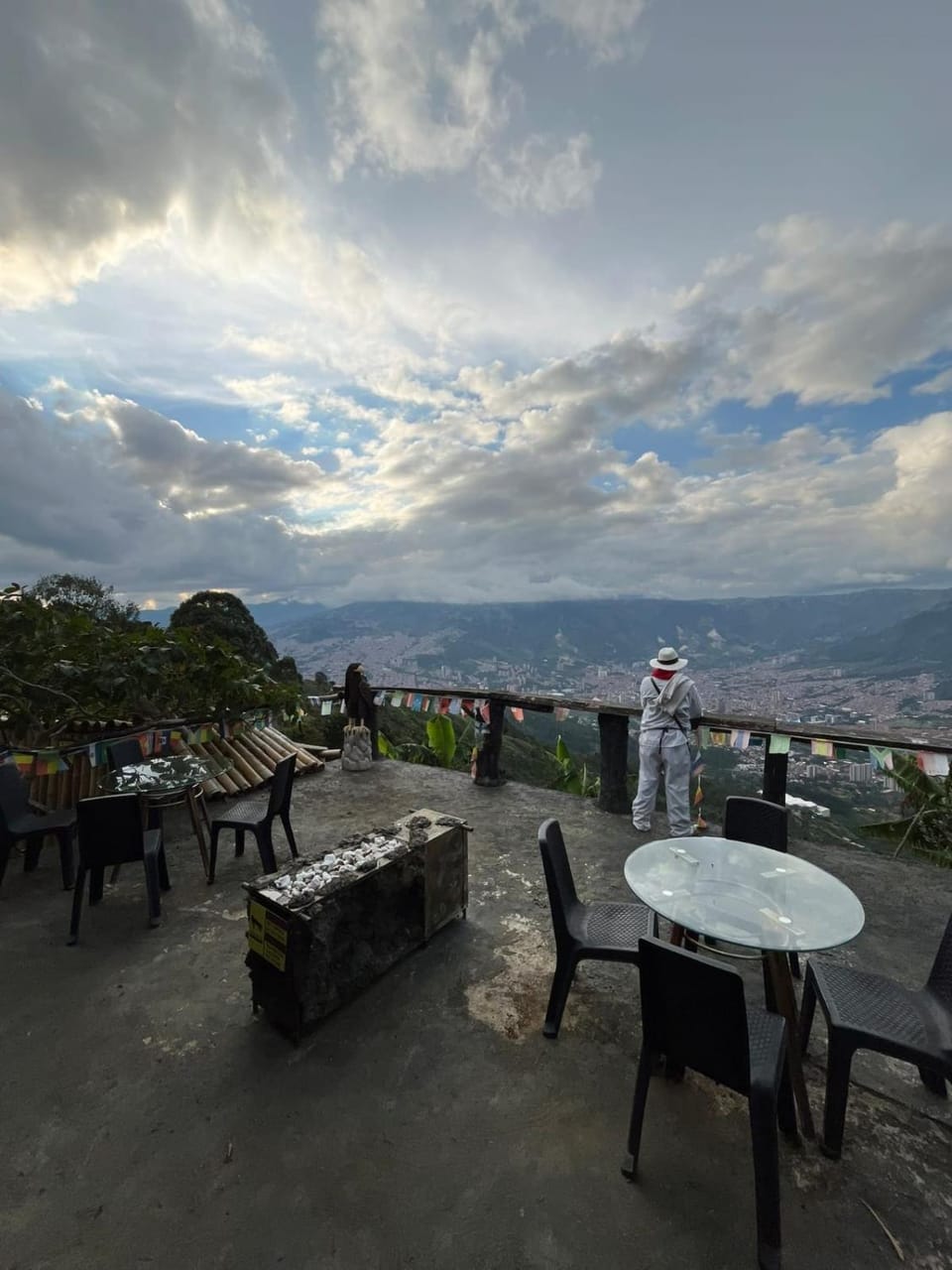 Medellin Bird watching Cabin reserved Forest Cabin in Bello