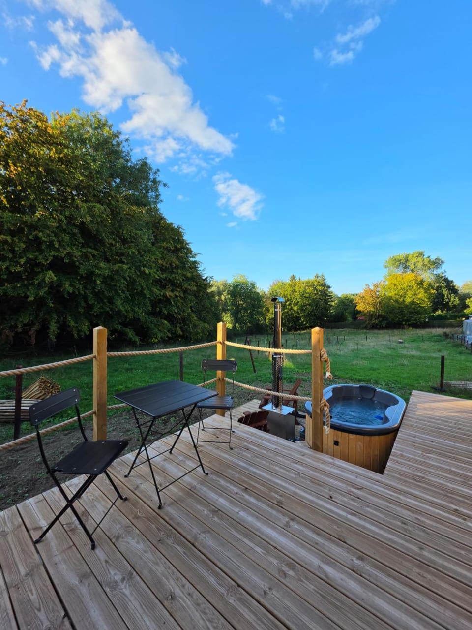 Hot Tub, Balcony/Terrace, Garden view