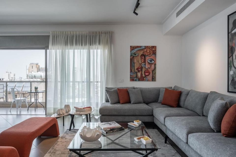 Lovely 2 bed Penthouse in Achraf Apartment in Africa