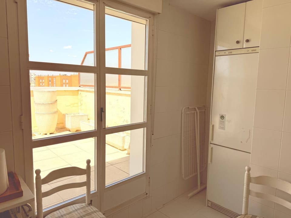 Eduardo Saavedra 27 A Apartment in Soria